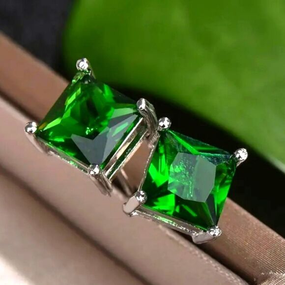 Green Zircon Stud Pushback Earrings Jewelry - Green Natural Zircon Stud Push Back Earrings on 925 Sterling Silver 